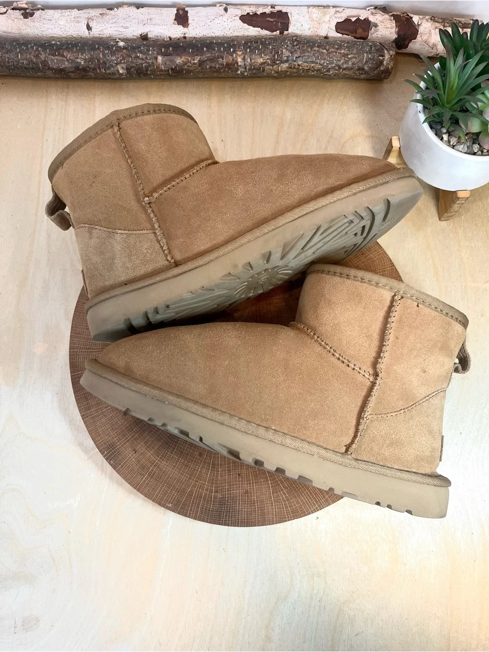 UGG Classic Mini Ankle Boots Women's Size 8 (Approx.)